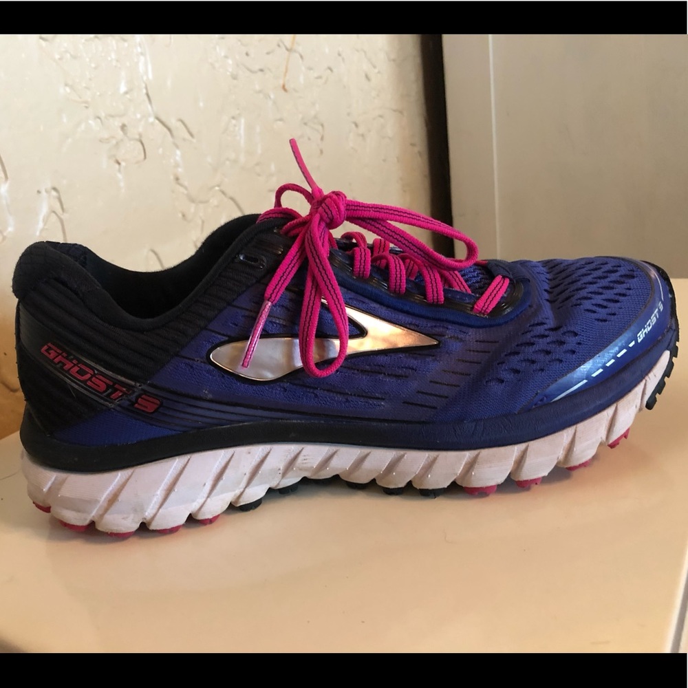 Brooks Ghost 9 shoes
